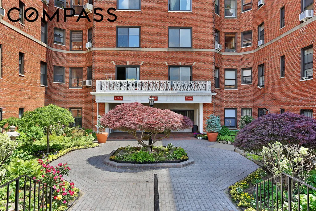 159-00 Riverside Drive W New York City NY 10032
