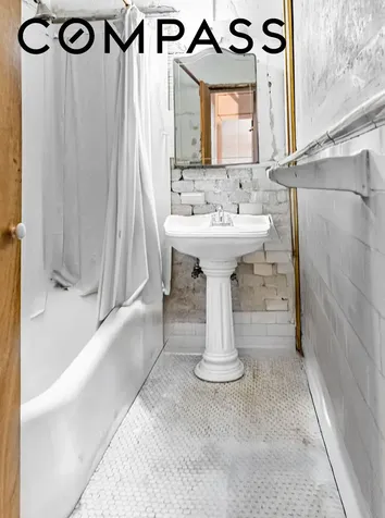 302 W 86th Street New York City NY 10024