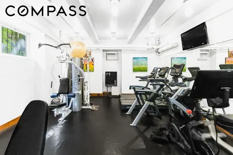 302 W 86th Street New York City NY 10024