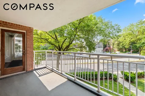 3725 Henry Hudson Parkway W New York City NY 10463