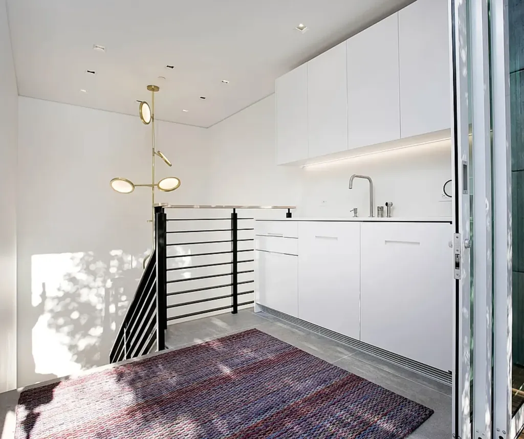 117 E 29th Street New York City NY 10016