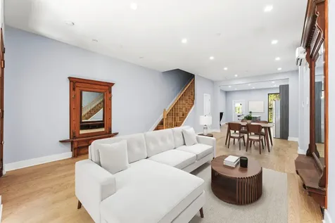 307 W 136th Street New York City NY 10030