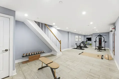 307 W 136th Street New York City NY 10030