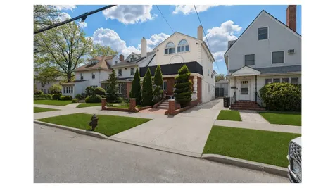 2112 Ave L New York City NY 11210