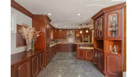 2112 Ave L New York City NY 11210