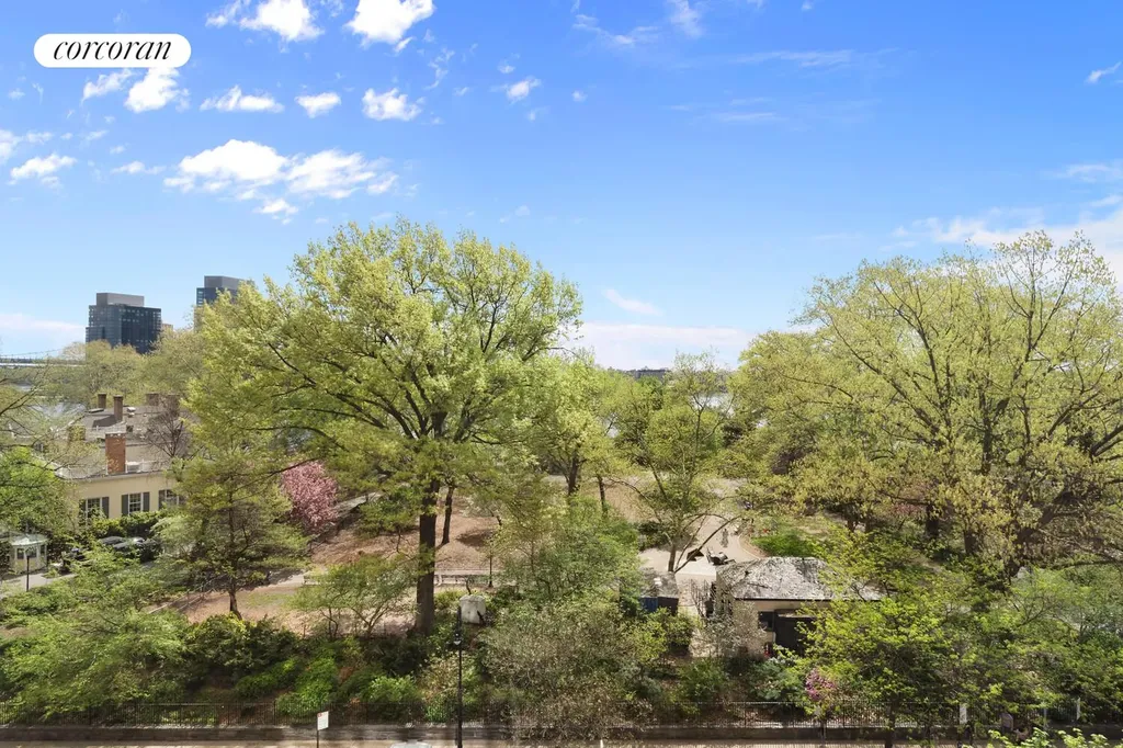 170 E End Avenue New York City NY 10128