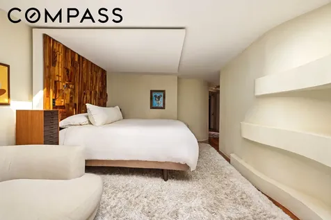 34 Gramercy Park E New York City NY 10003