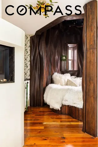 34 Gramercy Park E New York City NY 10003