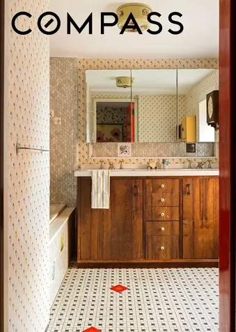 34 Gramercy Park E New York City NY 10003