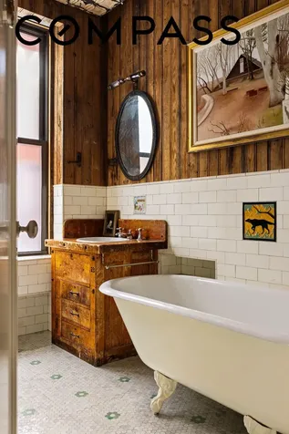 34 Gramercy Park E New York City NY 10003