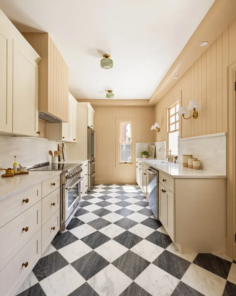 2102 Albemarle Terrace New York City NY 11226