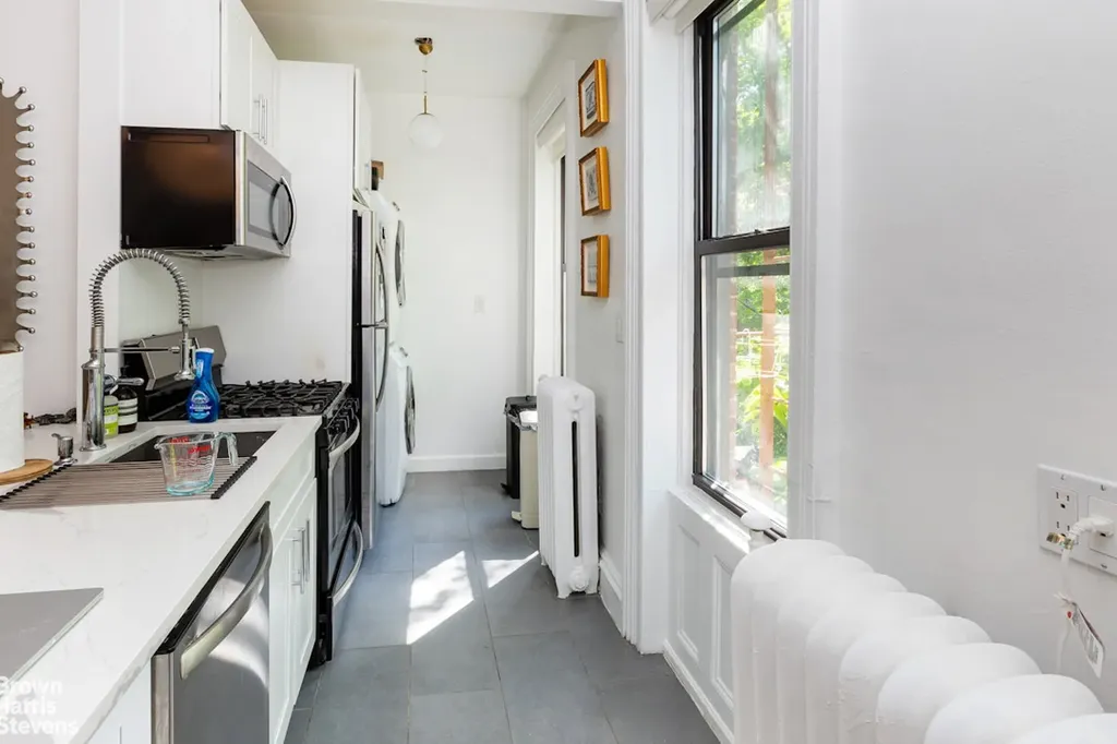 72 Conselyea Street New York City NY 11211