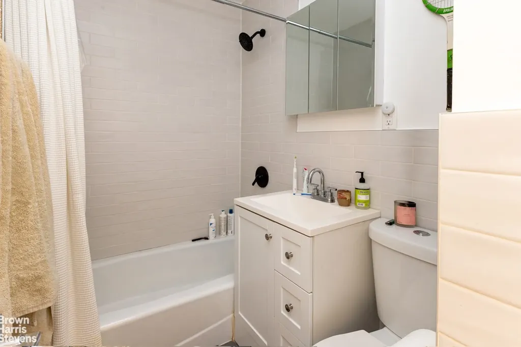 72 Conselyea Street New York City NY 11211