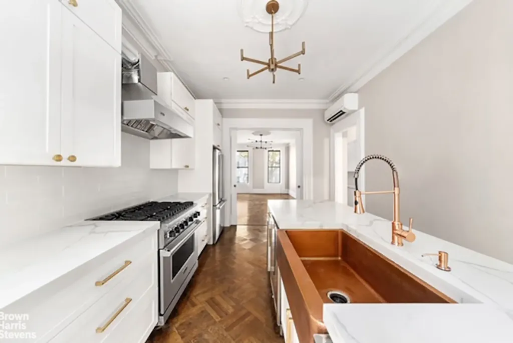 72 Conselyea Street New York City NY 11211