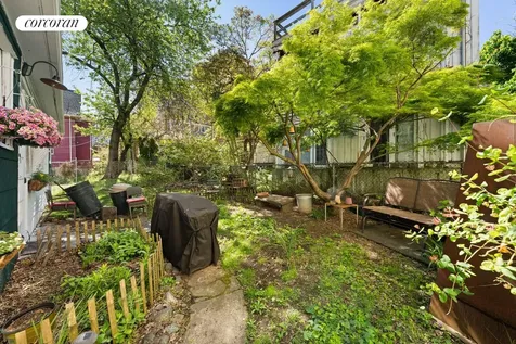 270 Richmond Terrace New York City NY 10301