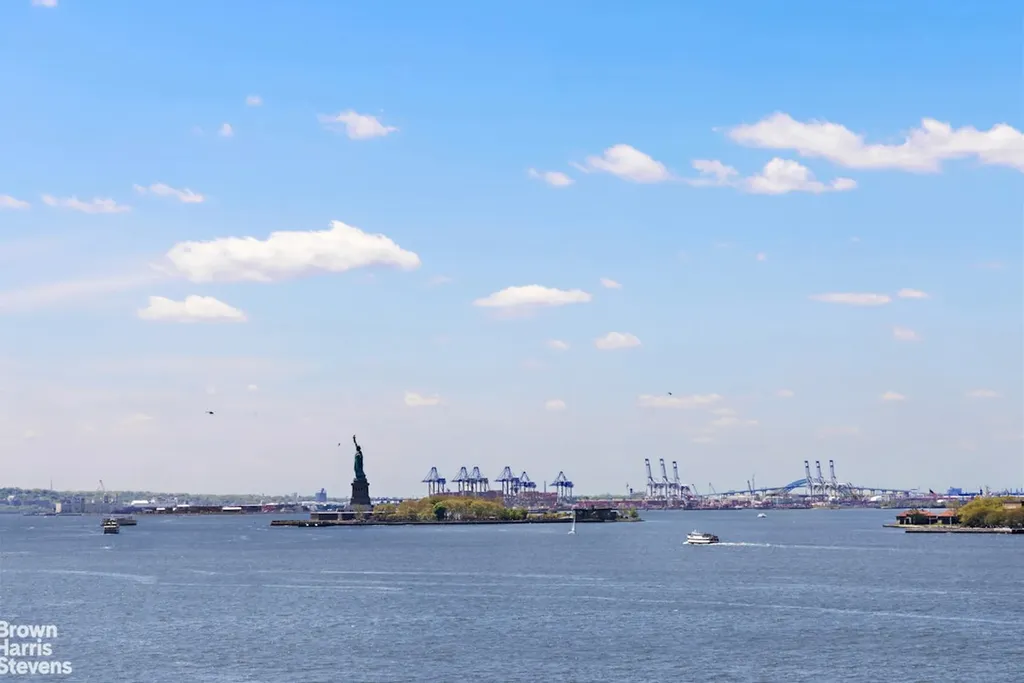 21 S End Avenue New York City NY 10280
