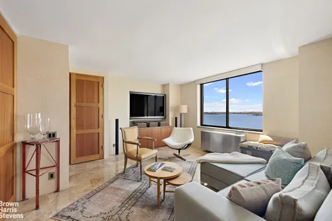 21 S End Avenue New York City NY 10280