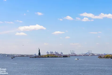 21 S End Avenue New York City NY 10280