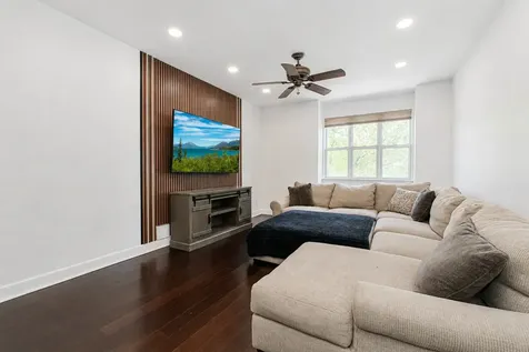 78 Sperry Place New York City NY 10312