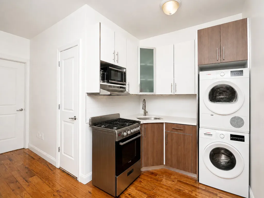 887 Lafayette Avenue New York City NY 11221