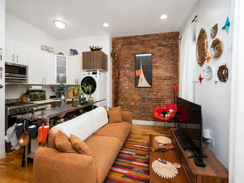 887 Lafayette Avenue New York City NY 11221