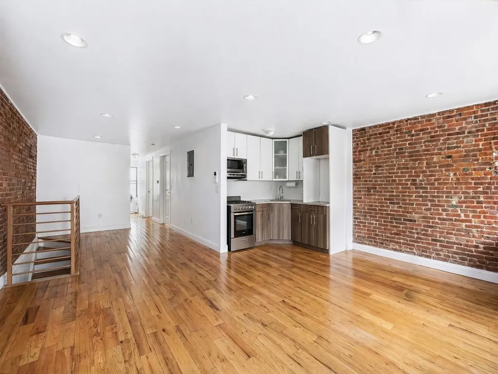 887 Lafayette Avenue New York City NY 11221