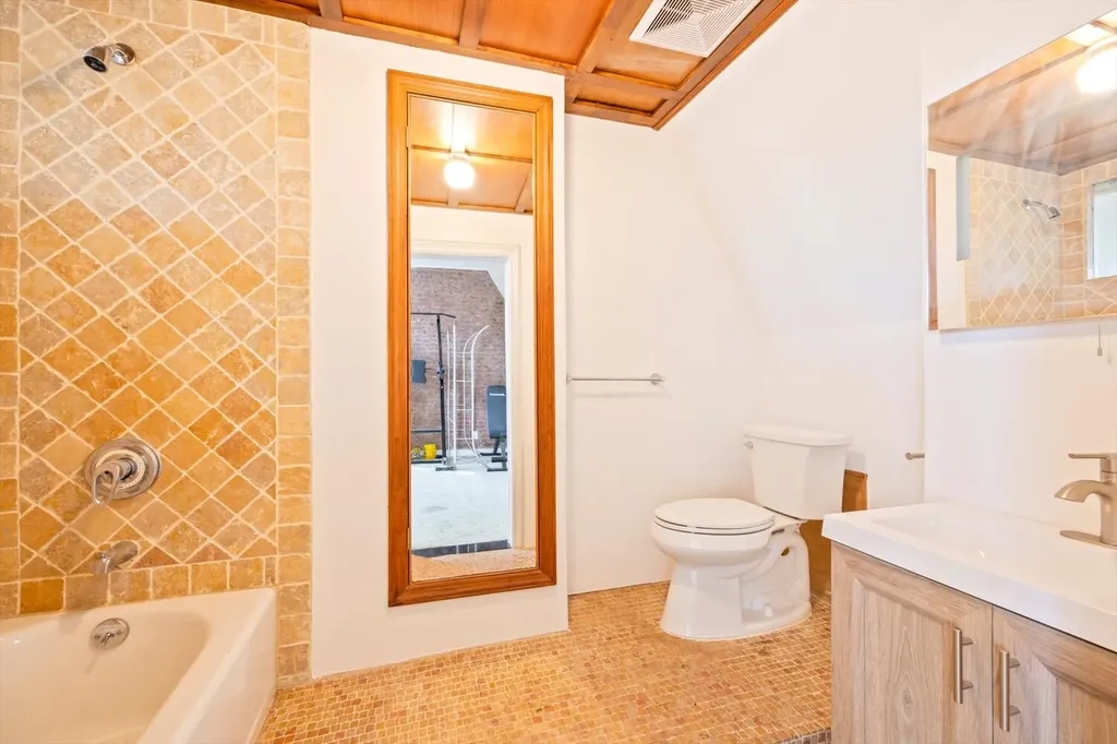 329 Convent Avenue New York City NY 10031