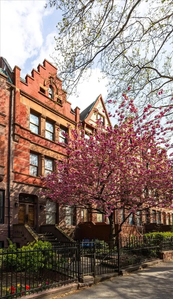 329 Convent Avenue New York City NY 10031