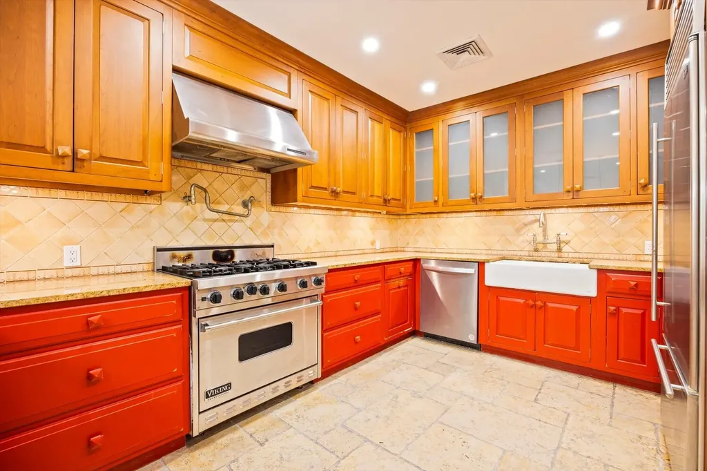 329 Convent Avenue New York City NY 10031