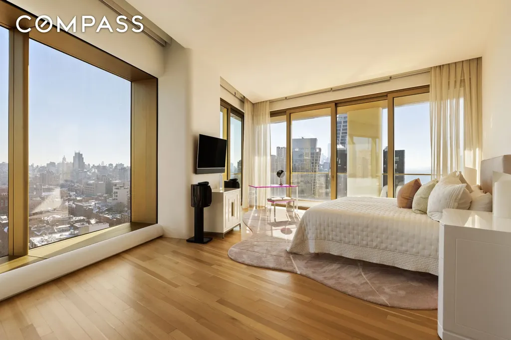 551 W 21st Street New York City NY 10011