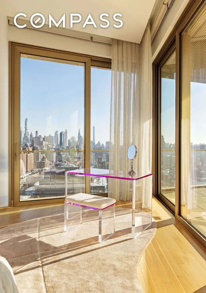 551 W 21st Street New York City NY 10011