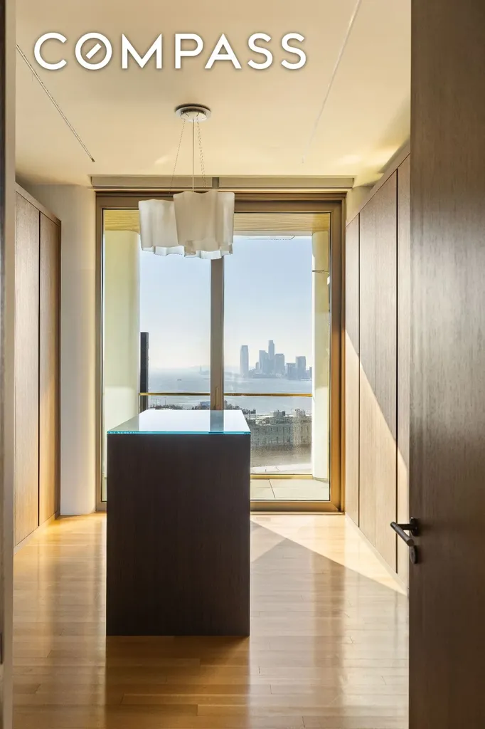 551 W 21st Street New York City NY 10011
