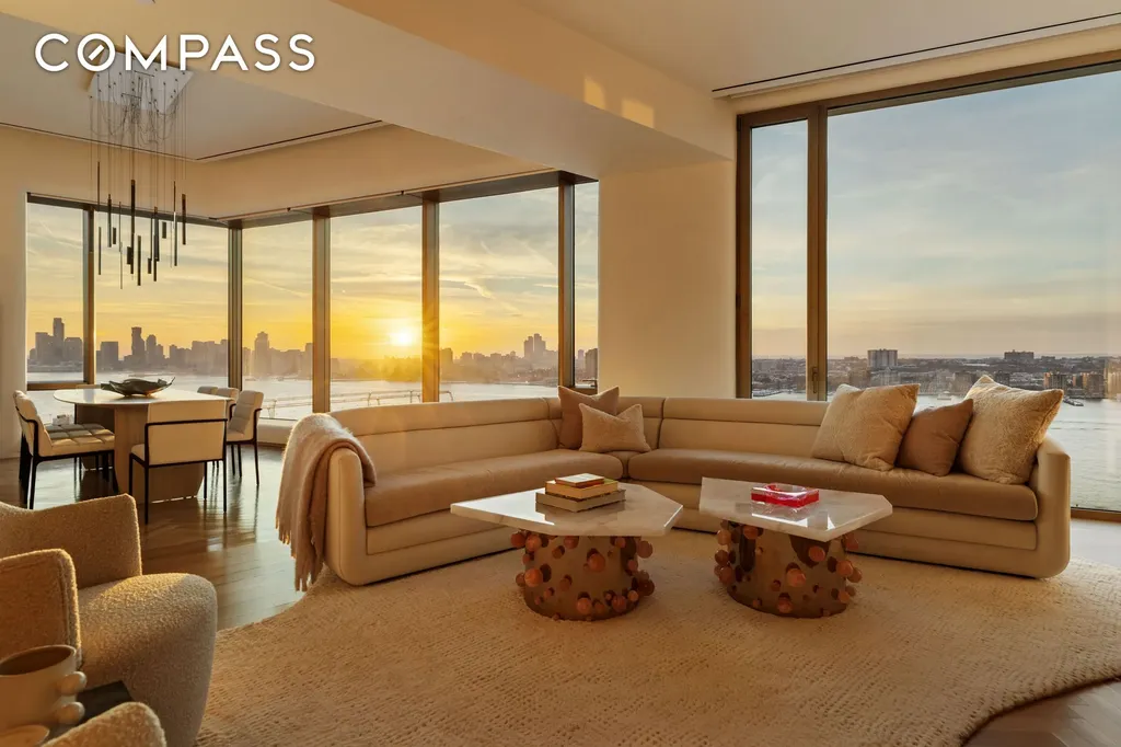 551 W 21st Street New York City NY 10011