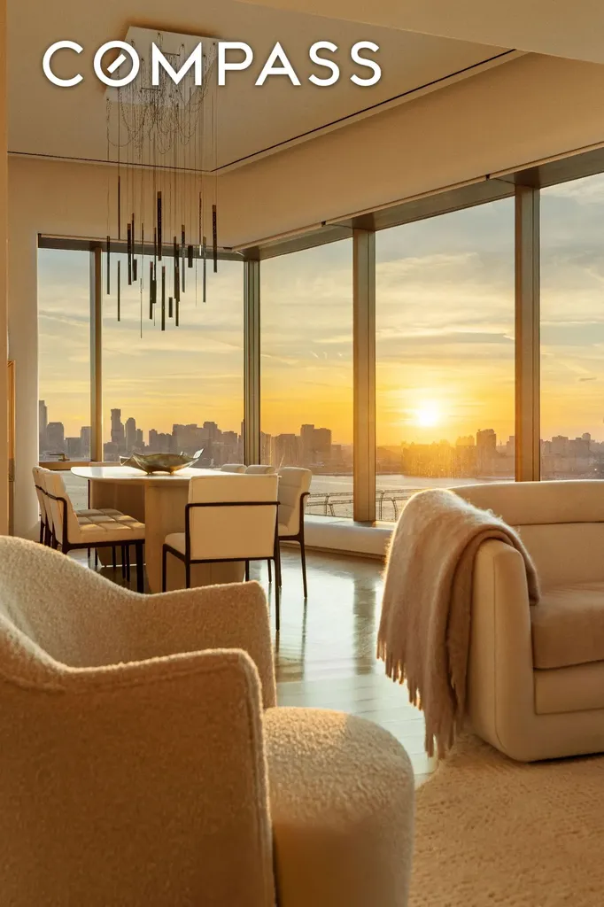 551 W 21st Street New York City NY 10011