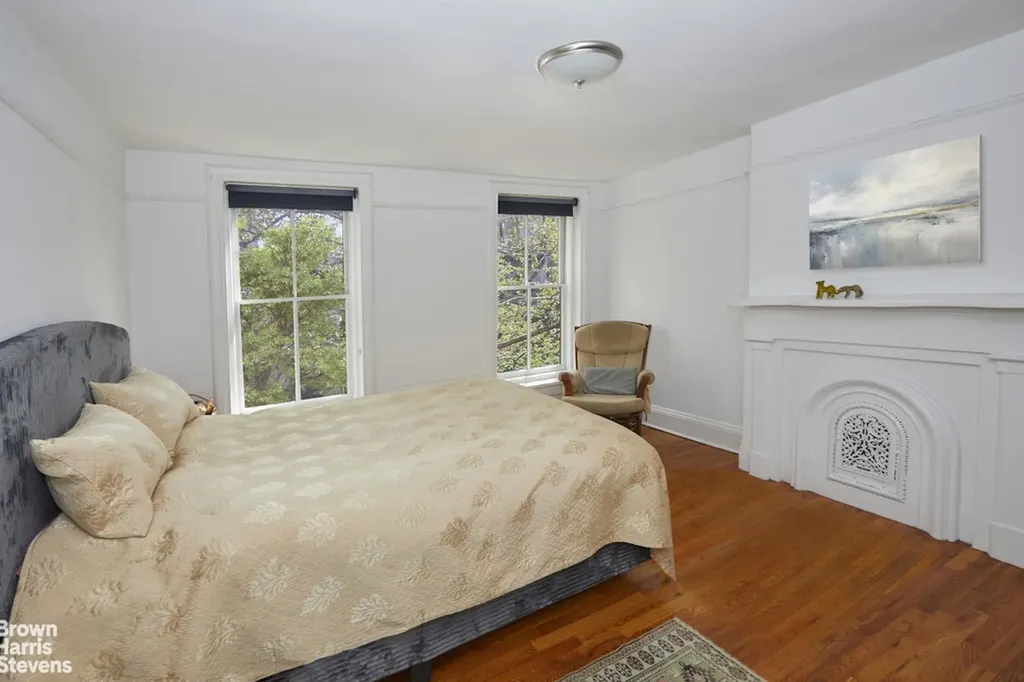 21-13 45th Avenue New York City NY 11101