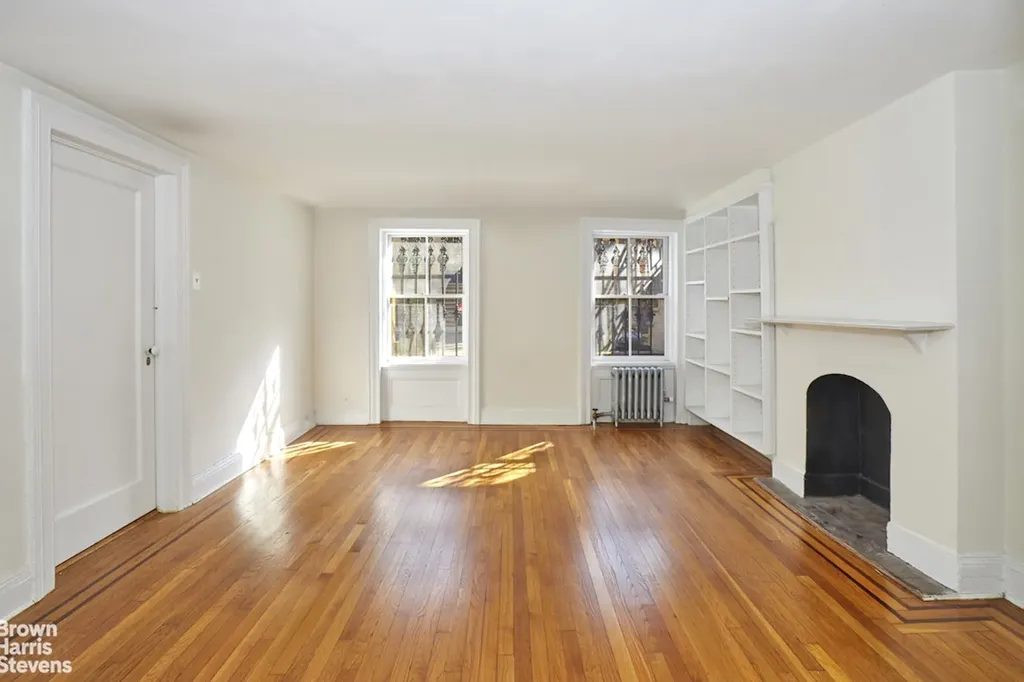 21-13 45th Avenue New York City NY 11101