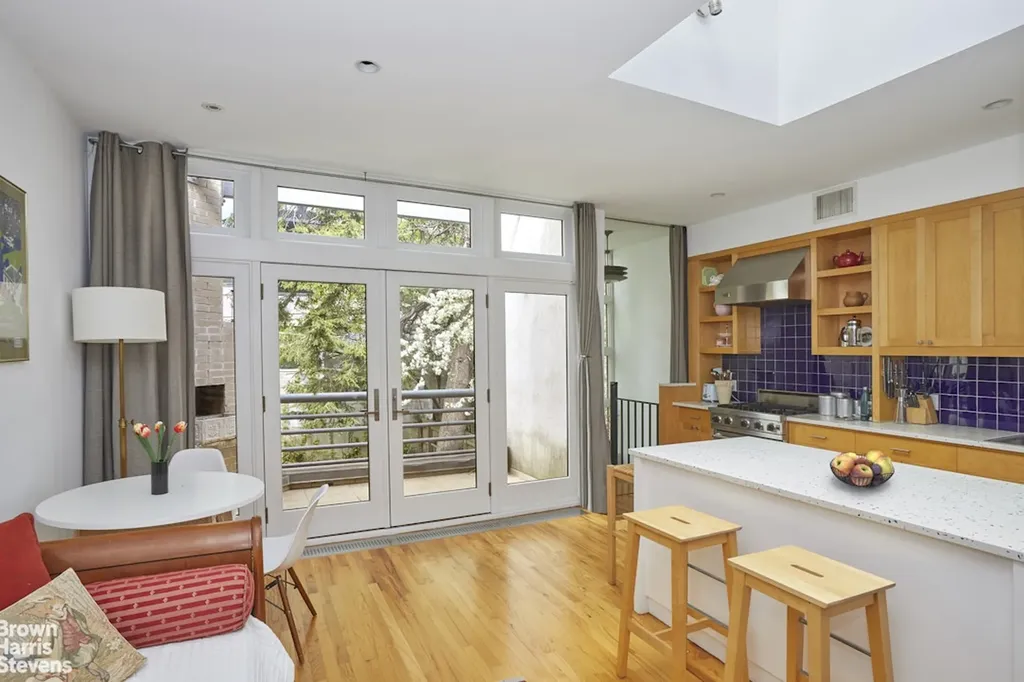 21-13 45th Avenue New York City NY 11101