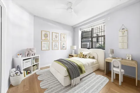 4523 Broadway New York City NY 10040