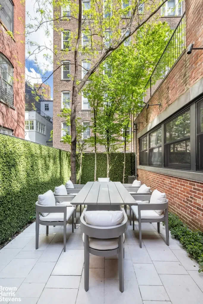 47 W 9th Street New York City NY 10011
