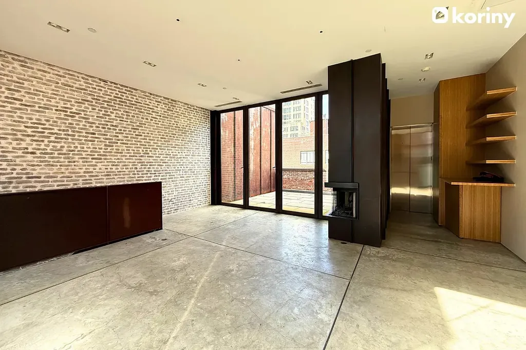 75 Warren Street New York City NY 11201