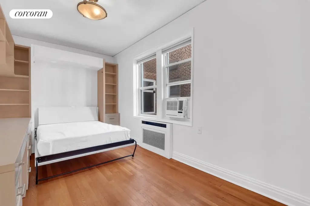 76-15 35th Avenue New York City NY 11372