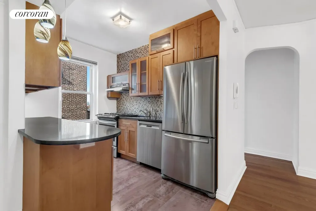 76-15 35th Avenue New York City NY 11372
