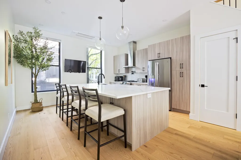 391 Manhattan Avenue New York City NY 10026