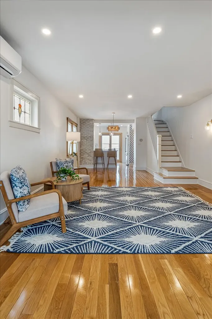 70-45 Manse Street New York City NY 11375
