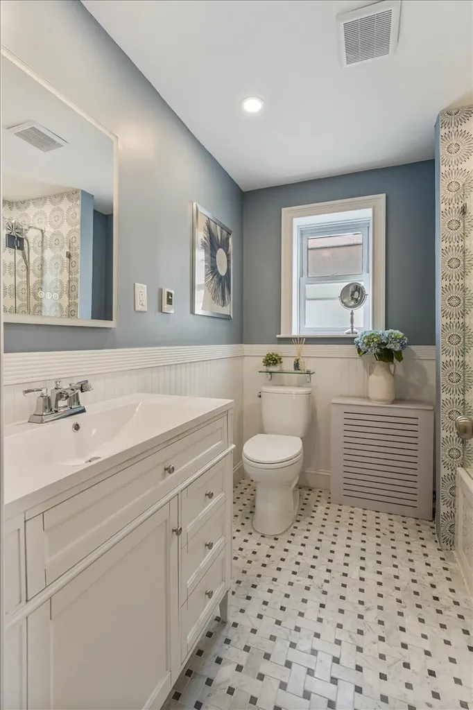 70-45 Manse Street New York City NY 11375