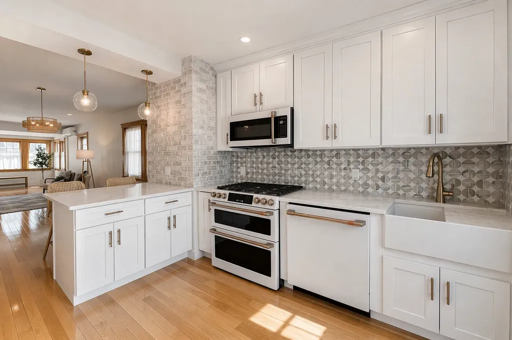 70-45 Manse Street New York City NY 11375