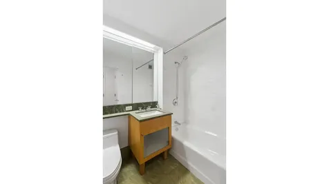 207 E 57th Street New York City NY 10022