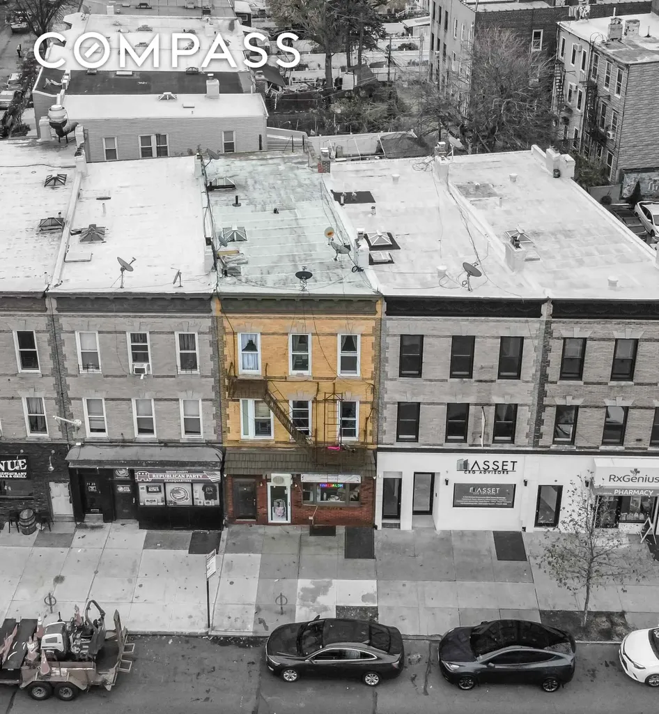 71-18 Myrtle Avenue New York City NY 11385