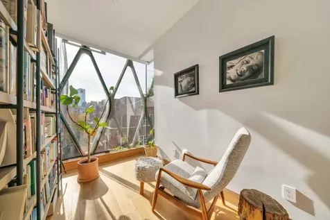 16 Minetta Lane New York City NY 10012