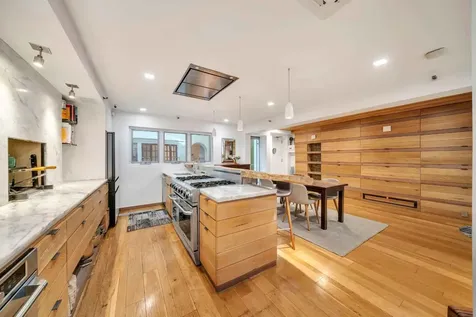 16 Minetta Lane New York City NY 10012